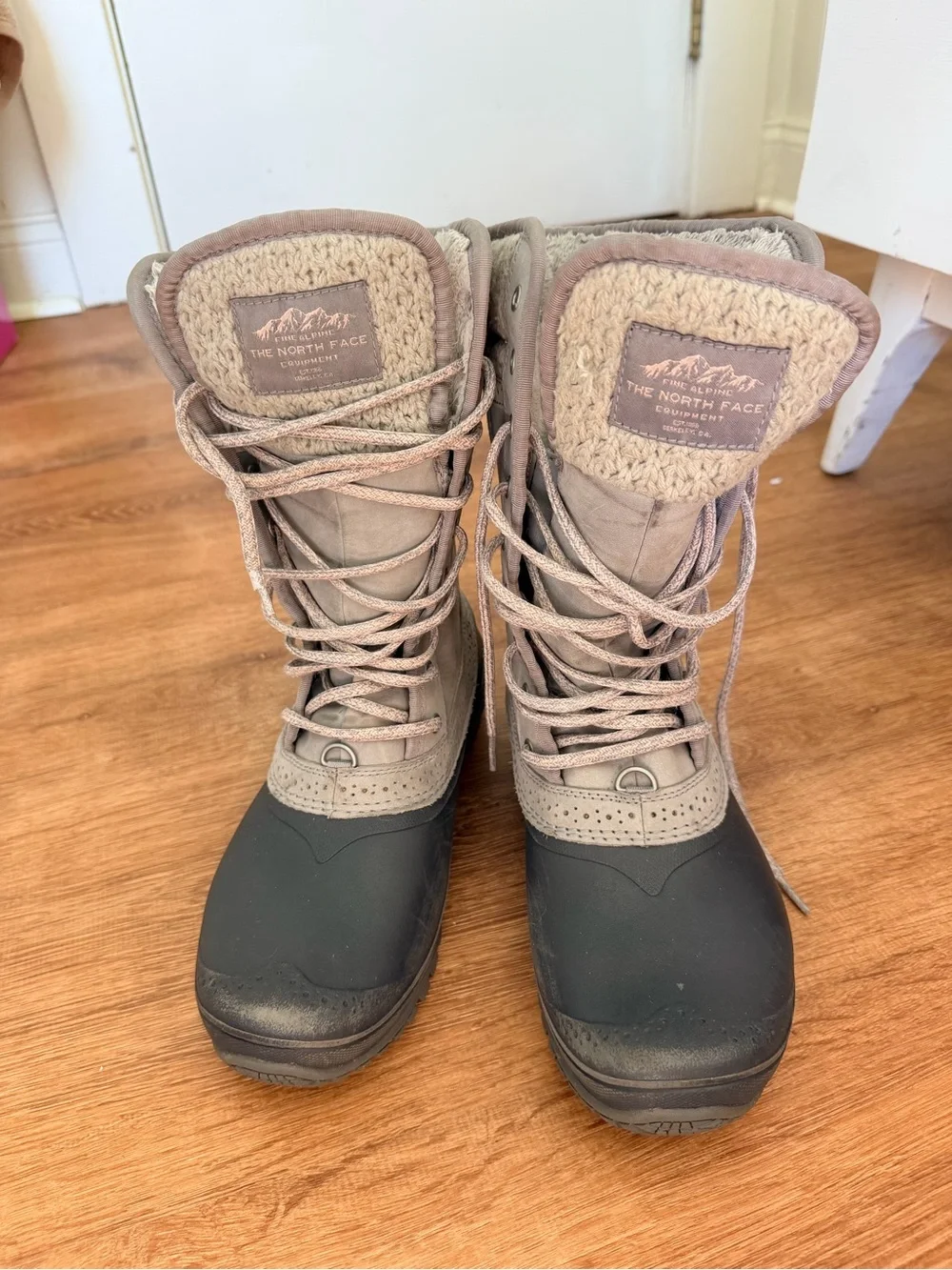The North Face Shellista II Mid Boots Women’s Insulated Lace-Up Winter Boots